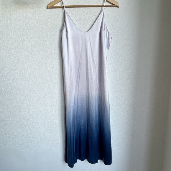 Reformation Ombré Sofia 100% Silk Slip Midi Dress Blue Lavender size 0 $278 Prom - Picture 3 of 14